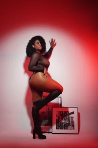 Tyra_Privacy April of yesteryear Immagine  3