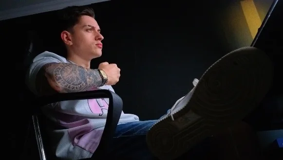 FelixStarkk Právě oblíbené foto 3378