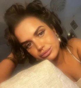 Bonniebbb Public Pic 2