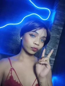 cristine_shopaShort hair, don't care.💕 Bild 3