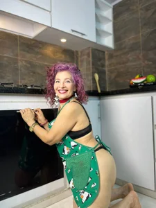 Dalila_Najjar_ Come warm up with me in my kitchen รูป  4