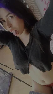 HannaCollins_のhorny hanna 🥵😈の枚の写真