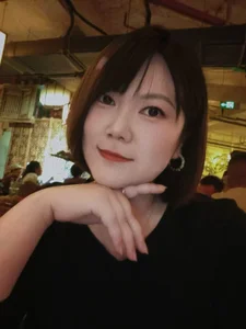 xiaojiejie09 亲亲 Pic