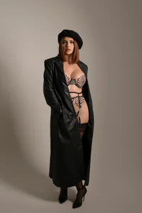 Alyson_Conner GOLD Pic 2