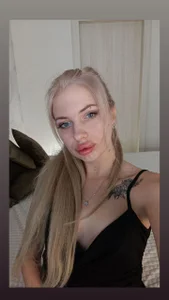 BlushingAngelita Public Pic