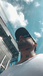 CamiloGray_: Public ( 6 фото)