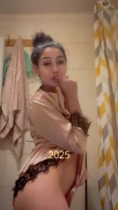 Me again 🤭 de lex-llexiiii27  5 photos