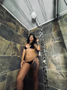 victoriia_thompson I'm sure you'd love to take a shower with me. 😋 Pic 8