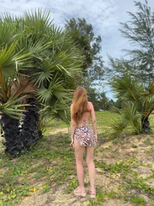 Eva__Lewis Me and the palm trees slika 6