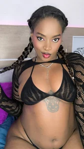 KAROL-SCOTT: When I act this way I know I got 'em ( 2 фото)