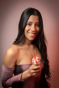 Connie_Bell sucking ice cream Pic 3