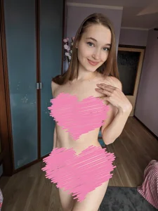 Mira_Shark Home mood Pic