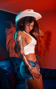 Laurensaenz1 Cowgirl Pic 3