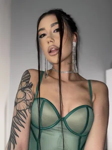 Velina83 Public Immagine  9