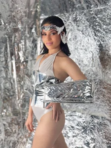 elissa_goddes Silver Girl 🩶🛸 Kuva 8