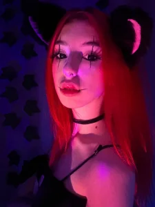 Polly__Hill demon polly~  4টি ছবি