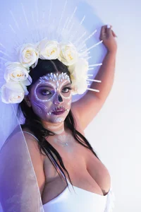 Kismett_aziz White skull Immagine  8