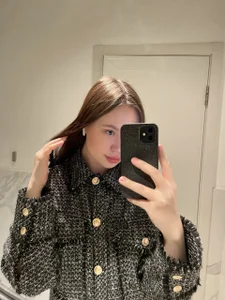 BootyTrisha The story of my hair Poză