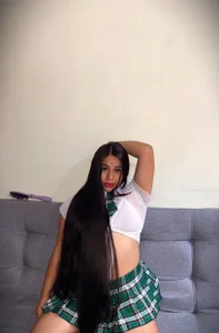 zoe_longhair 🙈🙈 Pic 3