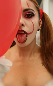 AnisiaFarina Trick or Tease? 👻🔥 Pic