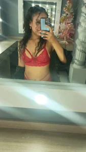 ValeriaJulio_ One look and you’re already thinking dirty things 😳 Pic 2