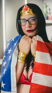 Soe_Lara Wonder Woman Halloween 2024 Pic 4