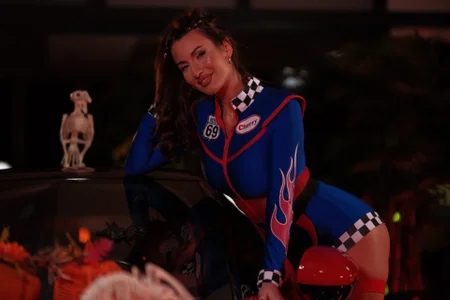 MireilleVeil Speed Queen👑🏁 Pic 2