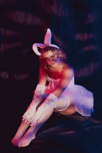 Grecia-sky Halloween your sweet bunny Pic 3