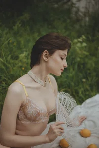 Lucyana_lune summer photosession Immagine  8