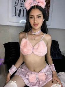 B_waynne Public Kuva