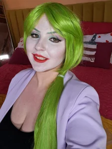 MelodyMoores Can you guess this character? Foto