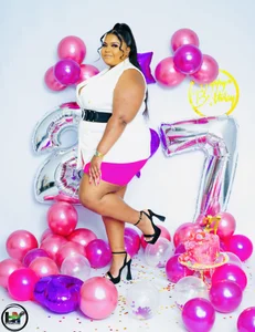 MissLola27 Birthday pictures Hình 9