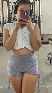 naughty_curly69 Public Pic 5