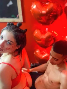 Public od Crimsonsecretts  8 snímek