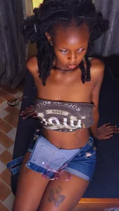 Spicy 🥵 de Petitepoppy  2 photos