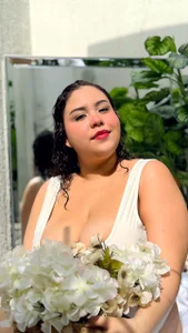 A little wet… will you join in? 💧 de Dalila_Sky  2 photos