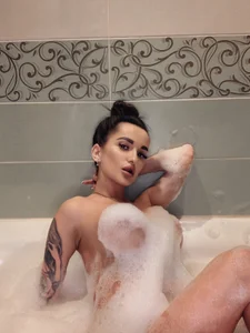 Sonja_Stripper_Ray Public صورة واحدة|Sonja_Stripper_Ray Public صورتان|Sonja_Stripper_Ray Public  صور|Sonja_Stripper_Ray Public  صورة