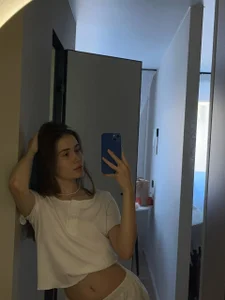 Public de MonetLeitman  4 photos