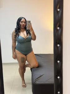 AshleeyLuna Public Foto 5