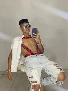 LoganTwink18: Sexy👄 ( фото)