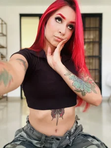 HannaRed_ Public зображення 9