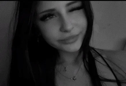 KerrieWeigel Public  2. fénykép