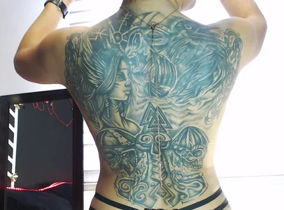 Tatto de EvangelineCors Foto