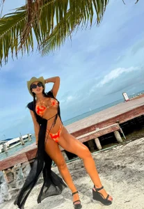 ✨ sunny day ✨ de AnnieConnors_  2 Imagens