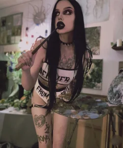 alexx_succubus Paints🙃 Εικόνα 4