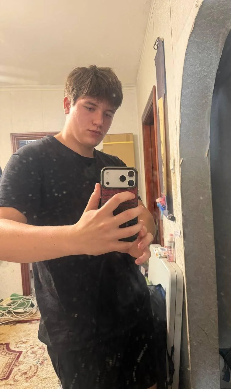 adam_jknight Trending Plaatje 3198