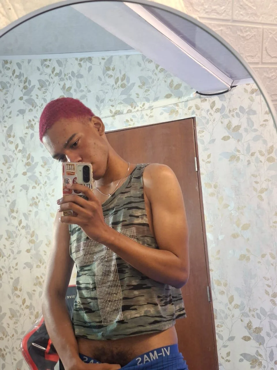 luccas_lowee 님의 트렌드 중인 사진  6623개