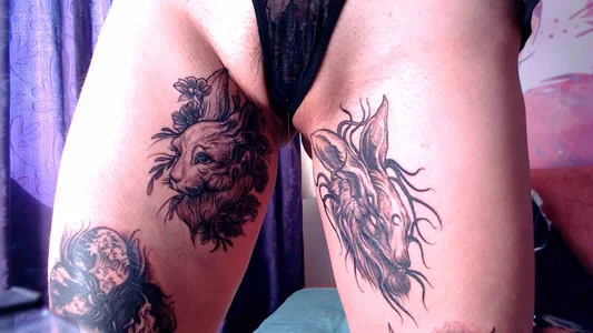 SLOPPYTITSS: legs tattoos ( фото)