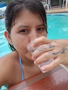 Roxy-Smith Dia hermoso de Roxy Gambar 3