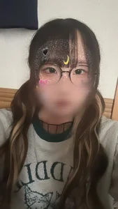 moechan_mero Public  2টি ছবি